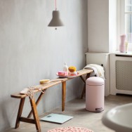 brabantia mineral pink in the bathroom 1