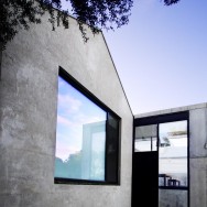 Concrete House Bellarine Peninsula, exterior lines